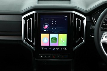 https://vehicle-cdn.autoleague.cloud/34487_701780_23.jpg