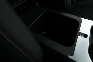 https://vehicle-cdn.autoleague.cloud/34487_701780_28.jpg