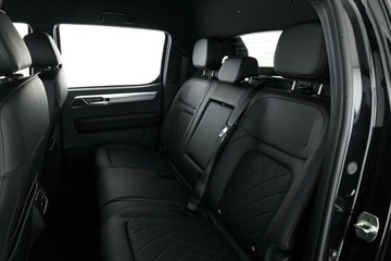 https://vehicle-cdn.autoleague.cloud/34487_701780_31.jpg
