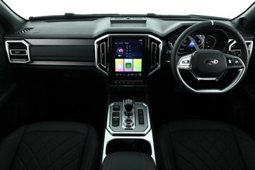 https://vehicle-cdn.autoleague.cloud/34487_701780_32.jpg