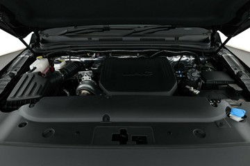 https://vehicle-cdn.autoleague.cloud/34487_701780_6.jpg