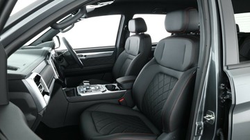 https://vehicle-cdn.autoleague.cloud/34487_70252400_24.jpg