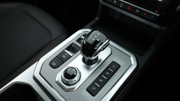 https://vehicle-cdn.autoleague.cloud/34487_702604_19.jpg
