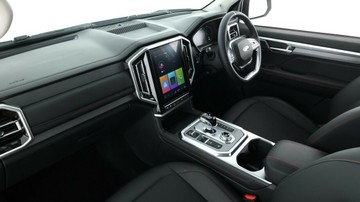 https://vehicle-cdn.autoleague.cloud/34487_702604_25.jpg