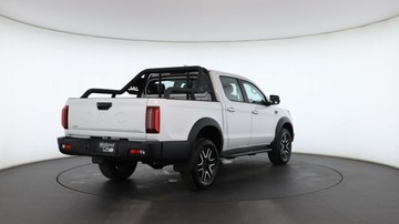 https://vehicle-cdn.autoleague.cloud/34487_702604_8.jpg
