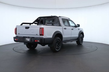 https://vehicle-cdn.autoleague.cloud/34487_70297300_15.jpg
