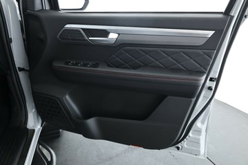 https://vehicle-cdn.autoleague.cloud/34487_70297300_16.jpg