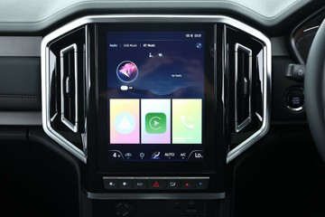 https://vehicle-cdn.autoleague.cloud/34487_70297300_26.jpg