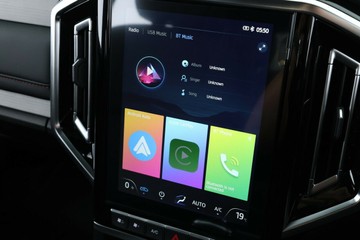https://vehicle-cdn.autoleague.cloud/34487_70303400_24.jpg