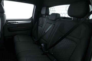 https://vehicle-cdn.autoleague.cloud/34487_70303400_35.jpg