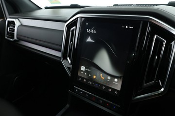 https://vehicle-cdn.autoleague.cloud/34487_70365900_22.jpg