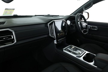 https://vehicle-cdn.autoleague.cloud/34487_70365900_30.jpg