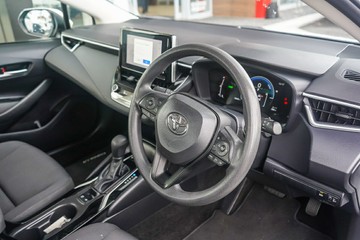 https://vehicle-cdn.autoleague.cloud/34708_11739683_13.jpg
