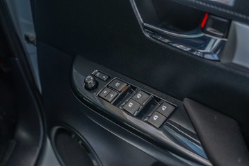https://vehicle-cdn.autoleague.cloud/34708_11782274_12.jpg