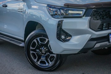 https://vehicle-cdn.autoleague.cloud/34708_11782274_2.jpg
