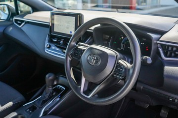 https://vehicle-cdn.autoleague.cloud/34708_11825396_14.jpg