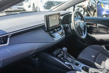 https://vehicle-cdn.autoleague.cloud/34708_11825396_20.jpg