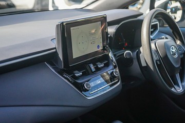 https://vehicle-cdn.autoleague.cloud/34708_11825396_21.jpg