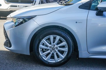 https://vehicle-cdn.autoleague.cloud/34708_11825396_5.jpg