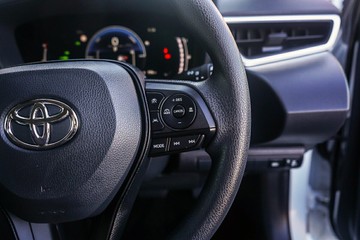 https://vehicle-cdn.autoleague.cloud/34708_12025683_15.jpg