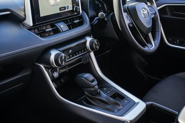 https://vehicle-cdn.autoleague.cloud/34708_12032579_22.jpg