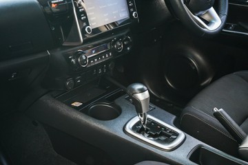 https://vehicle-cdn.autoleague.cloud/34708_12068501_21.jpg