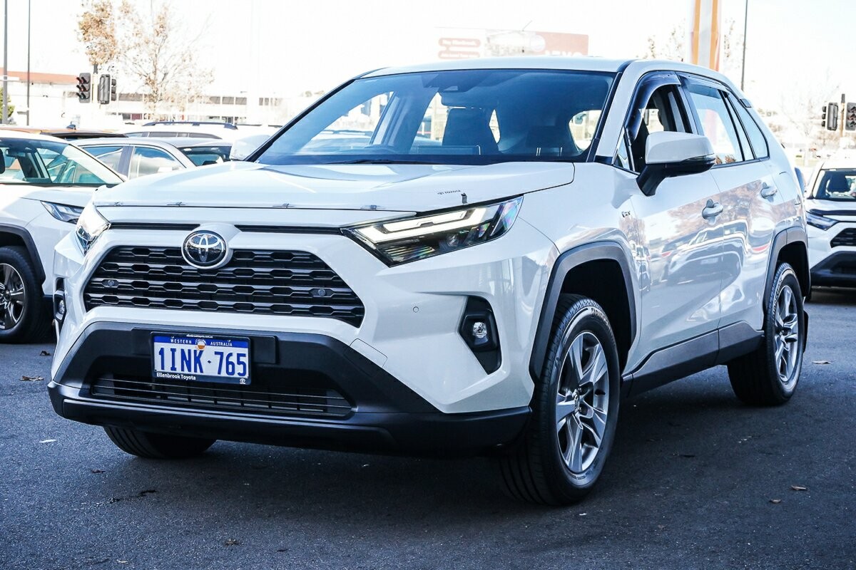 Toyota Rav4 image 4