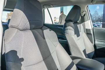 https://vehicle-cdn.autoleague.cloud/34708_12078665_13.jpg