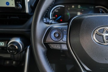 https://vehicle-cdn.autoleague.cloud/34708_12078665_14.jpg