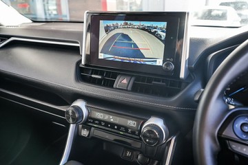 https://vehicle-cdn.autoleague.cloud/34708_12078665_18.jpg
