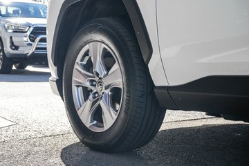 https://vehicle-cdn.autoleague.cloud/34708_12078665_5.jpg
