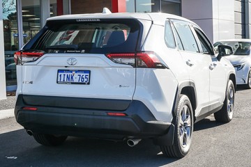 https://vehicle-cdn.autoleague.cloud/34708_12078665_8.jpg