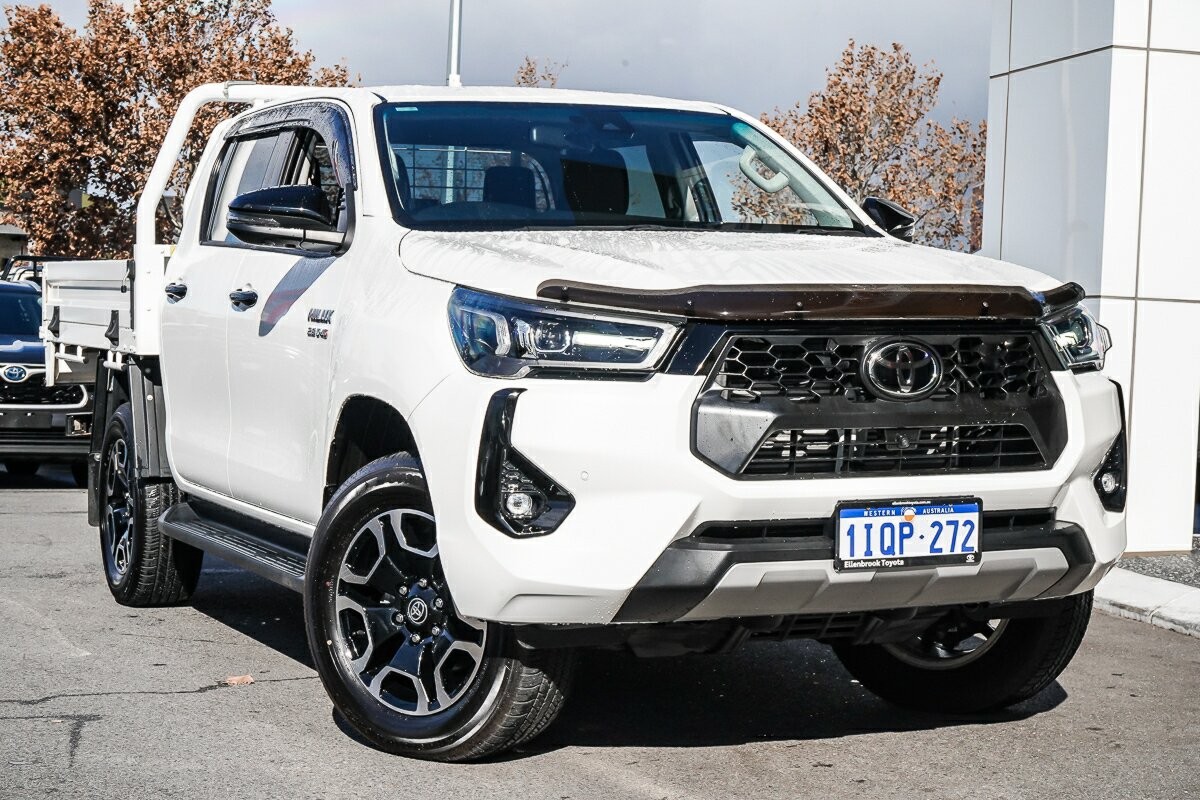 Toyota Hilux image 1