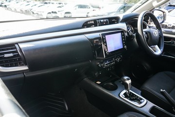 https://vehicle-cdn.autoleague.cloud/34708_12251001_20.jpg
