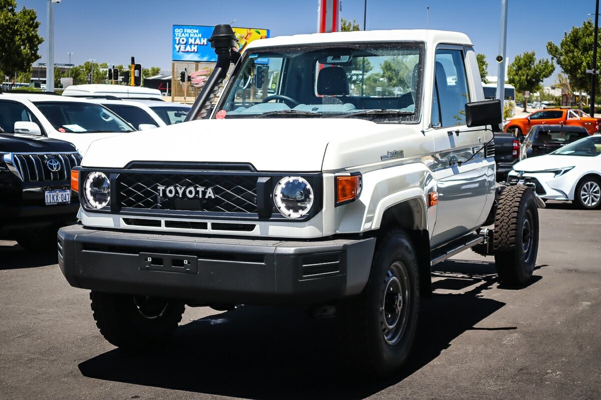 Toyota Landcruiser image 4