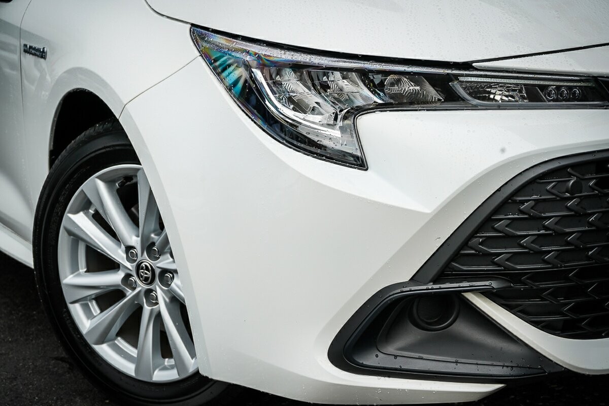 Toyota Corolla image 2