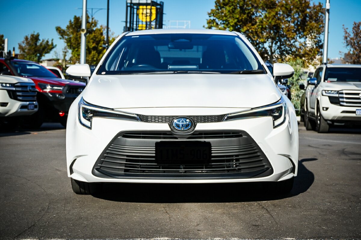 Toyota Corolla image 3