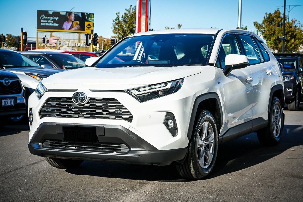 Toyota Rav4 image 4