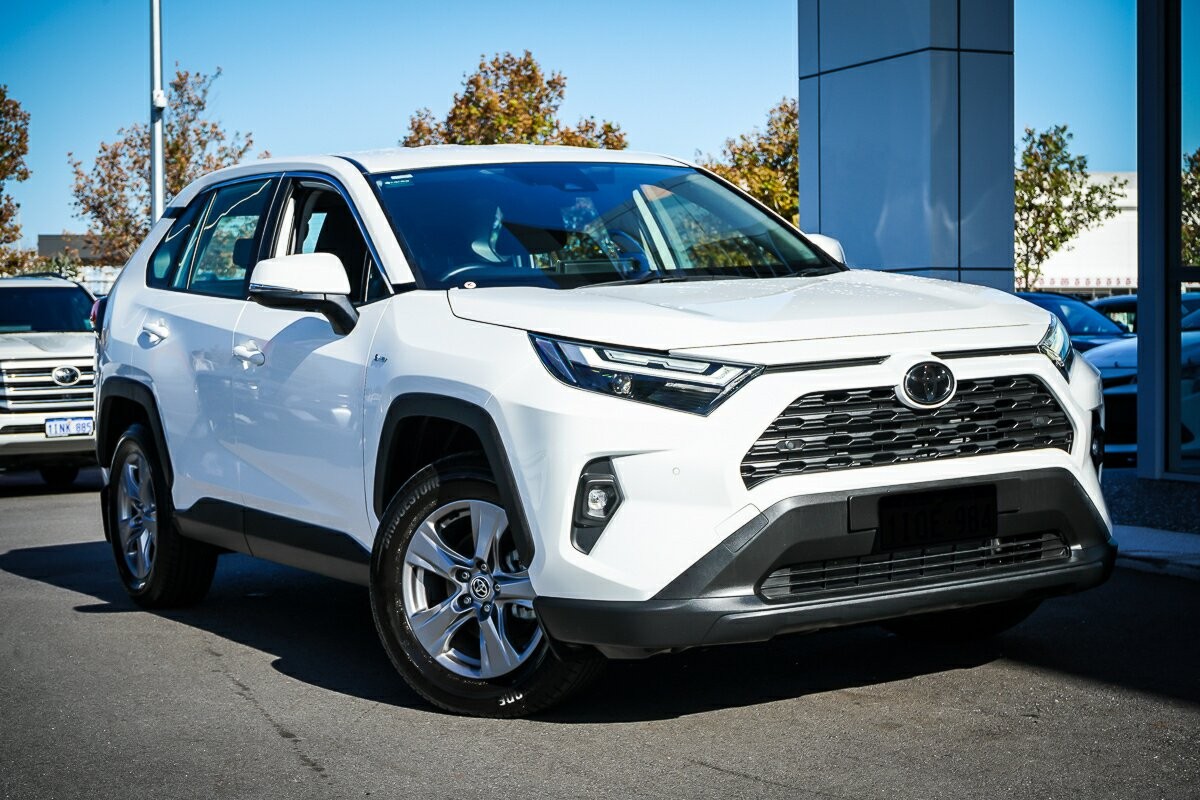 Toyota Rav4 image 1