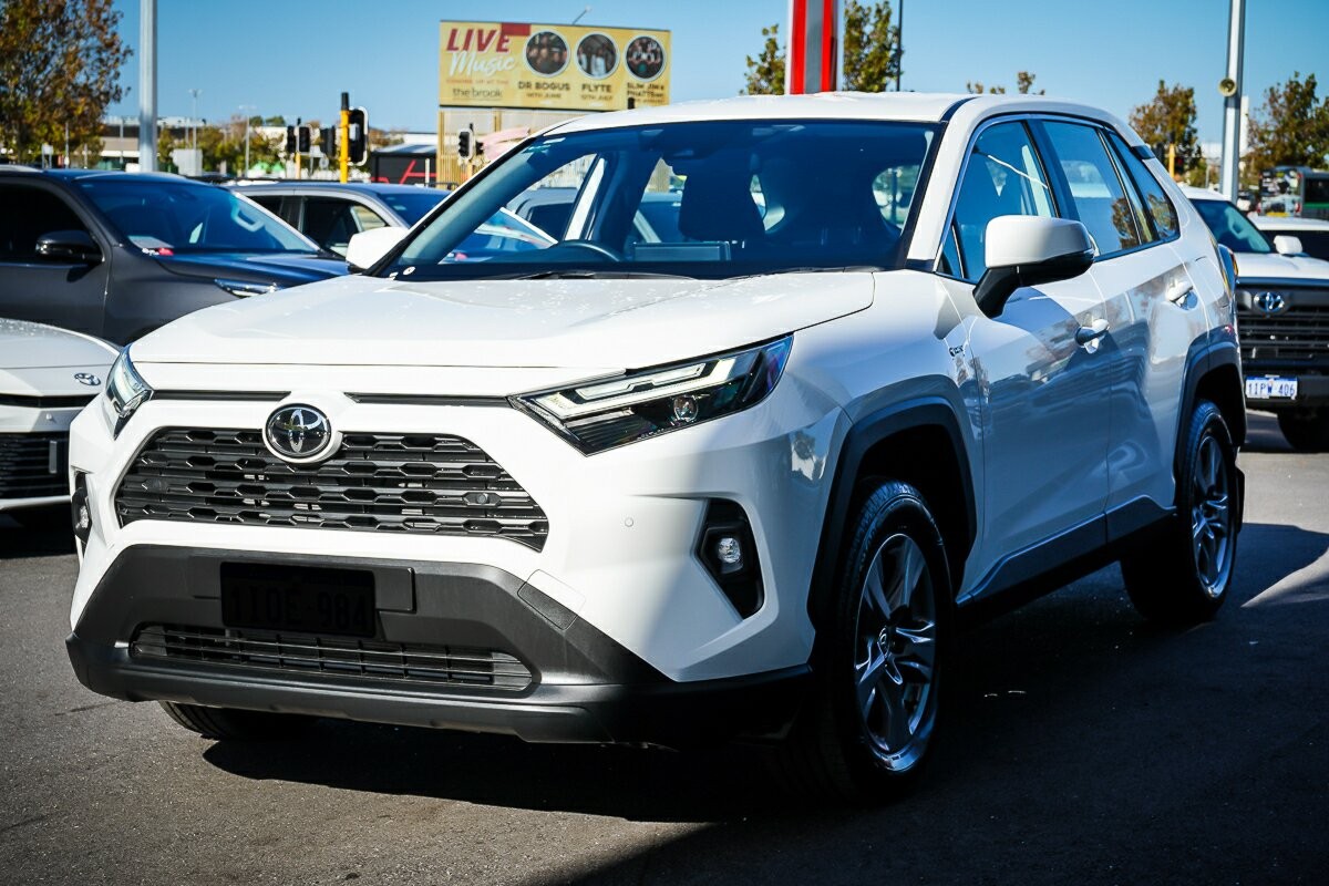 Toyota Rav4 image 4