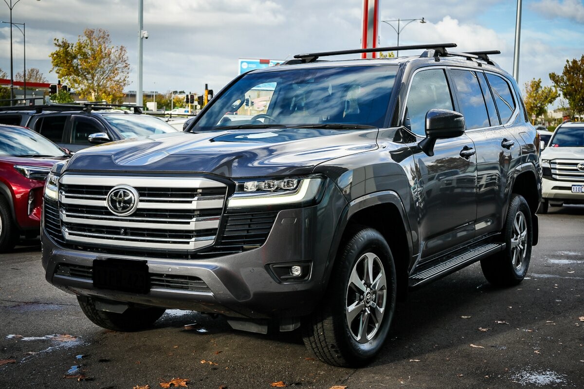 Toyota Landcruiser image 4