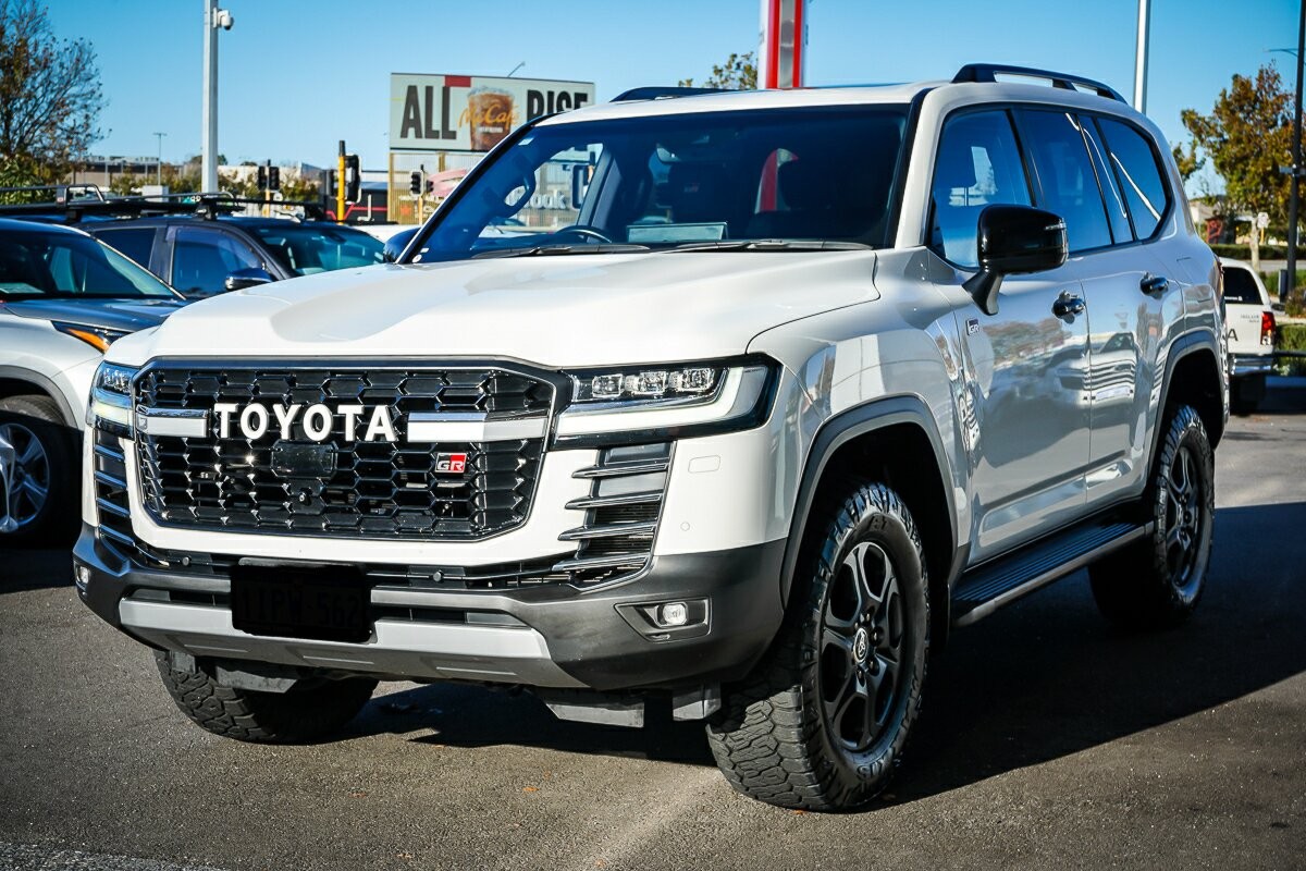 Toyota Landcruiser image 4