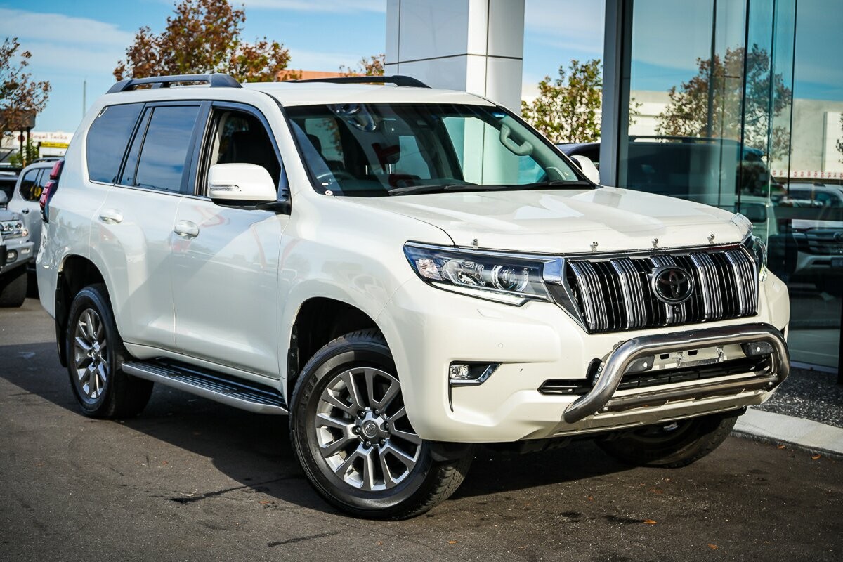 Toyota Landcruiser Prado image 1