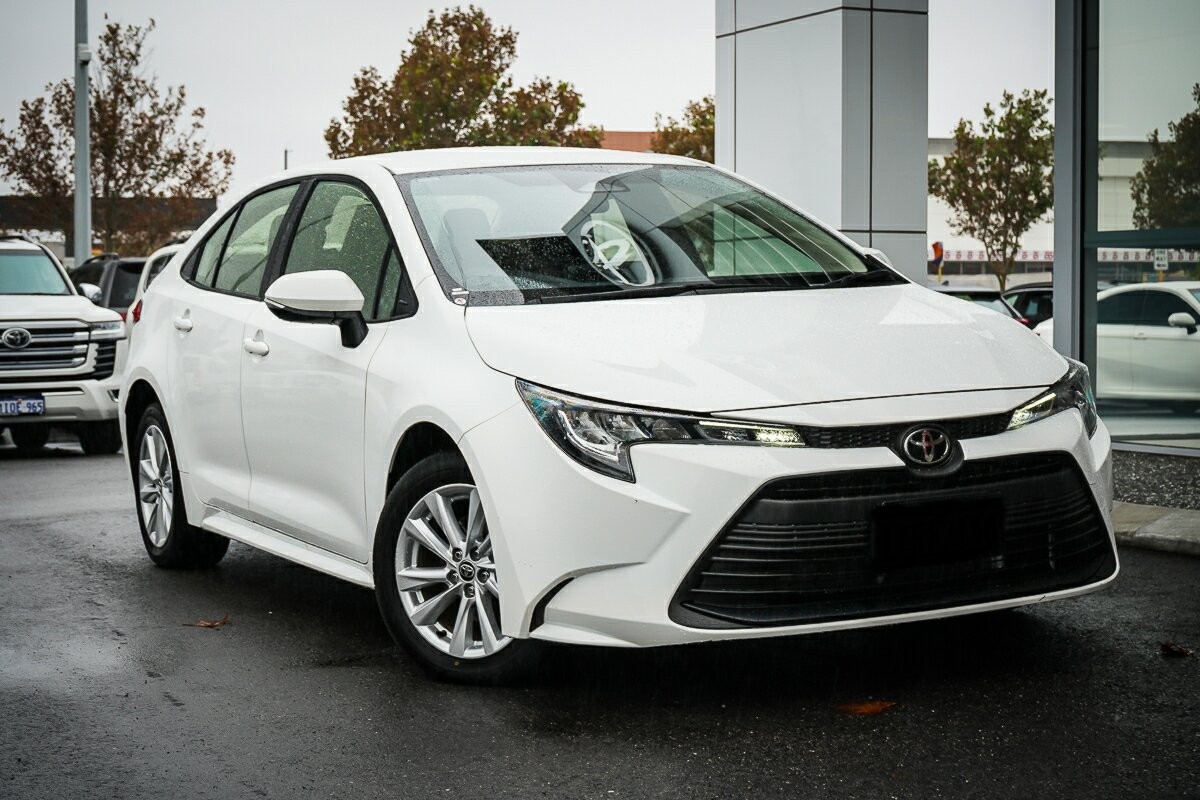Toyota Corolla image 1