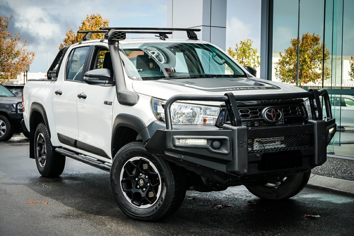 Toyota Hilux image 1