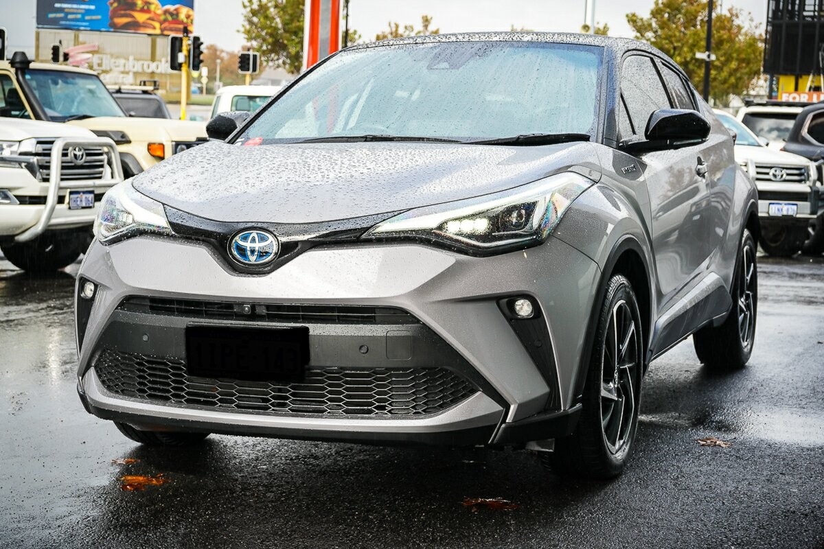 Toyota C-hr image 4