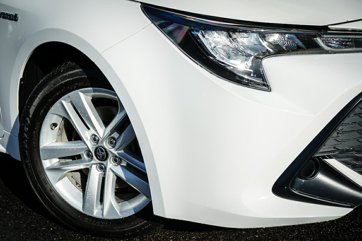 Toyota Corolla image 2