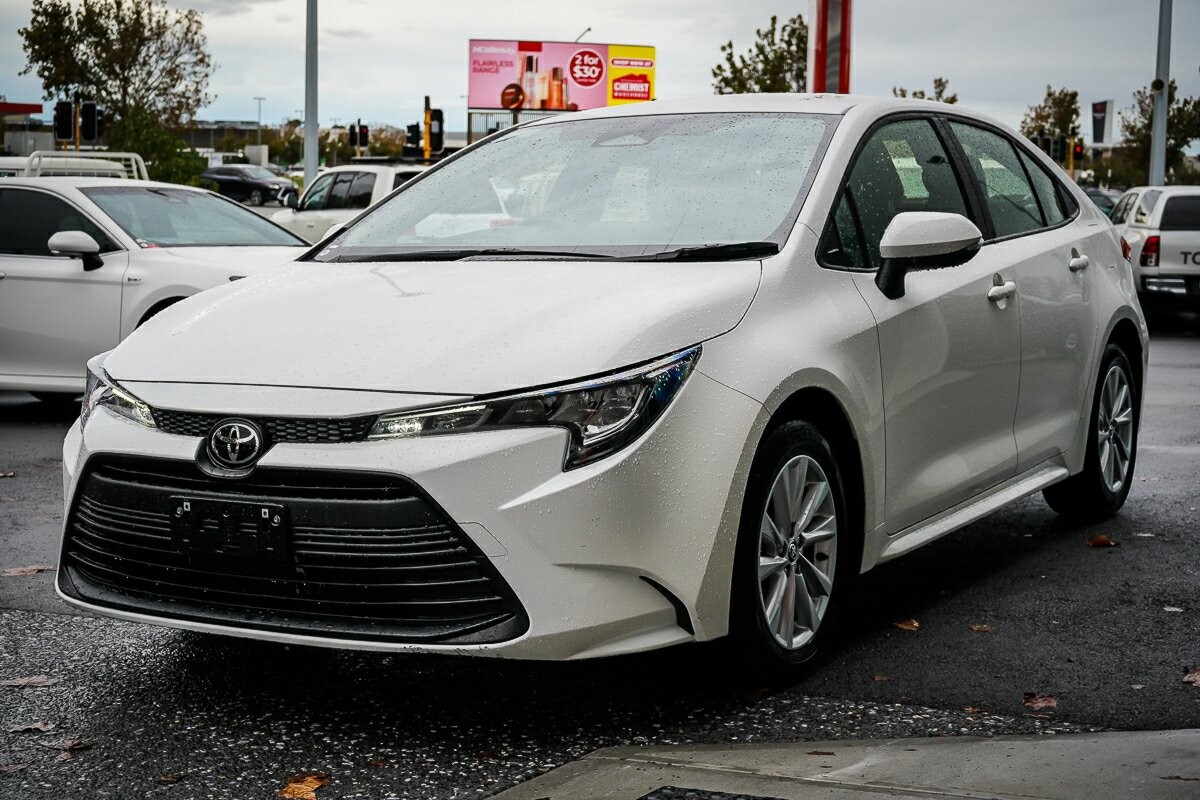 Toyota Corolla image 4