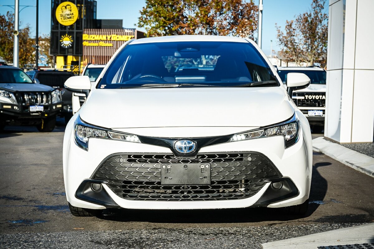 Toyota Corolla image 3