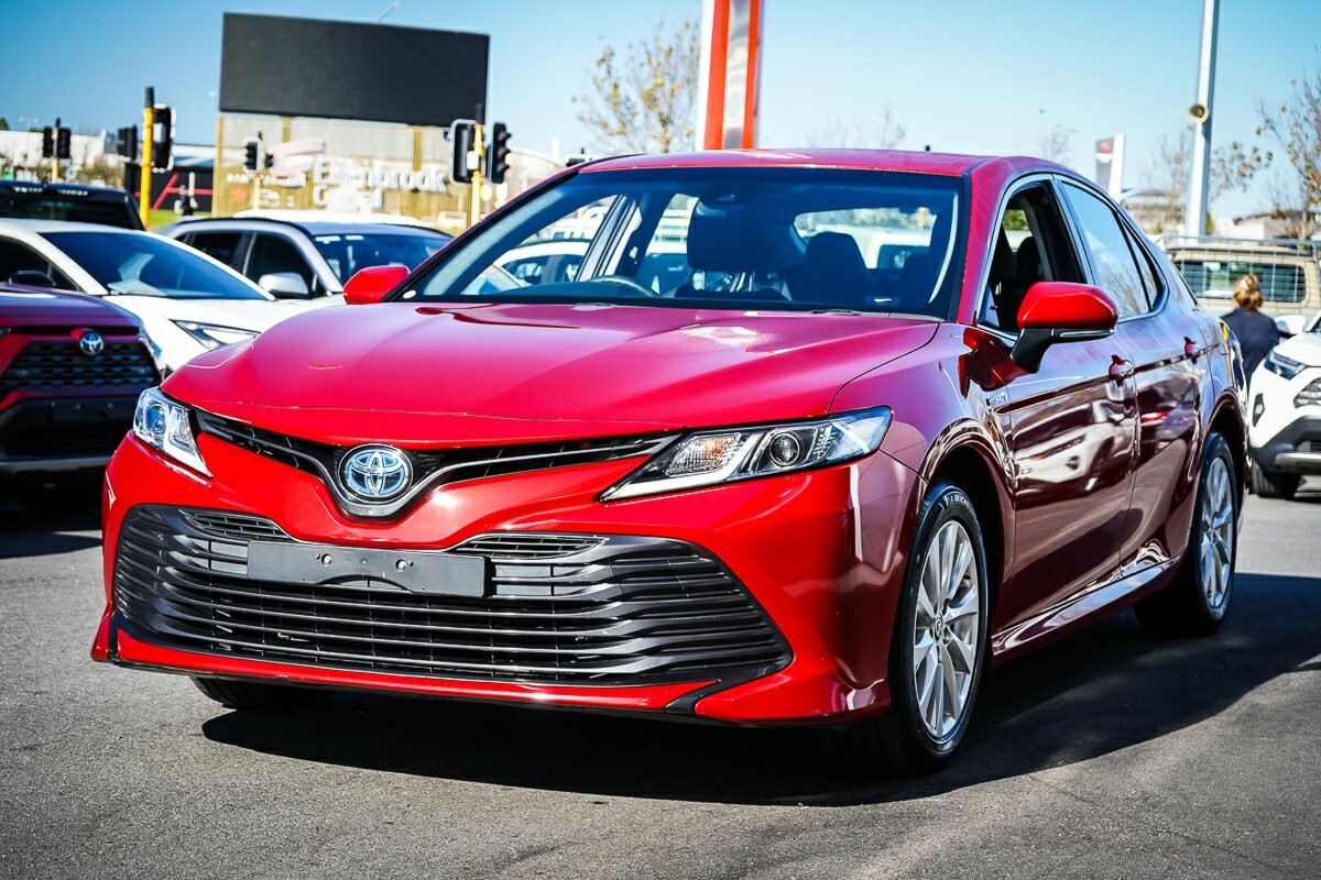 Toyota Camry image 4
